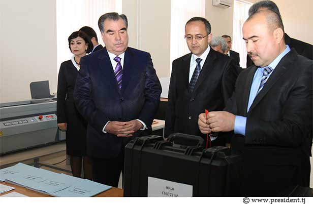 Маросими ифтитоҳи бинои Маркази миллии тестӣ